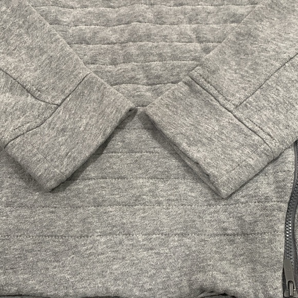 Lululemon Womens Quilted Zipper Sweater-WOMENS MEDIUM, SEE MEASUREMENTS FOR SIZE - Picture 8 of 15